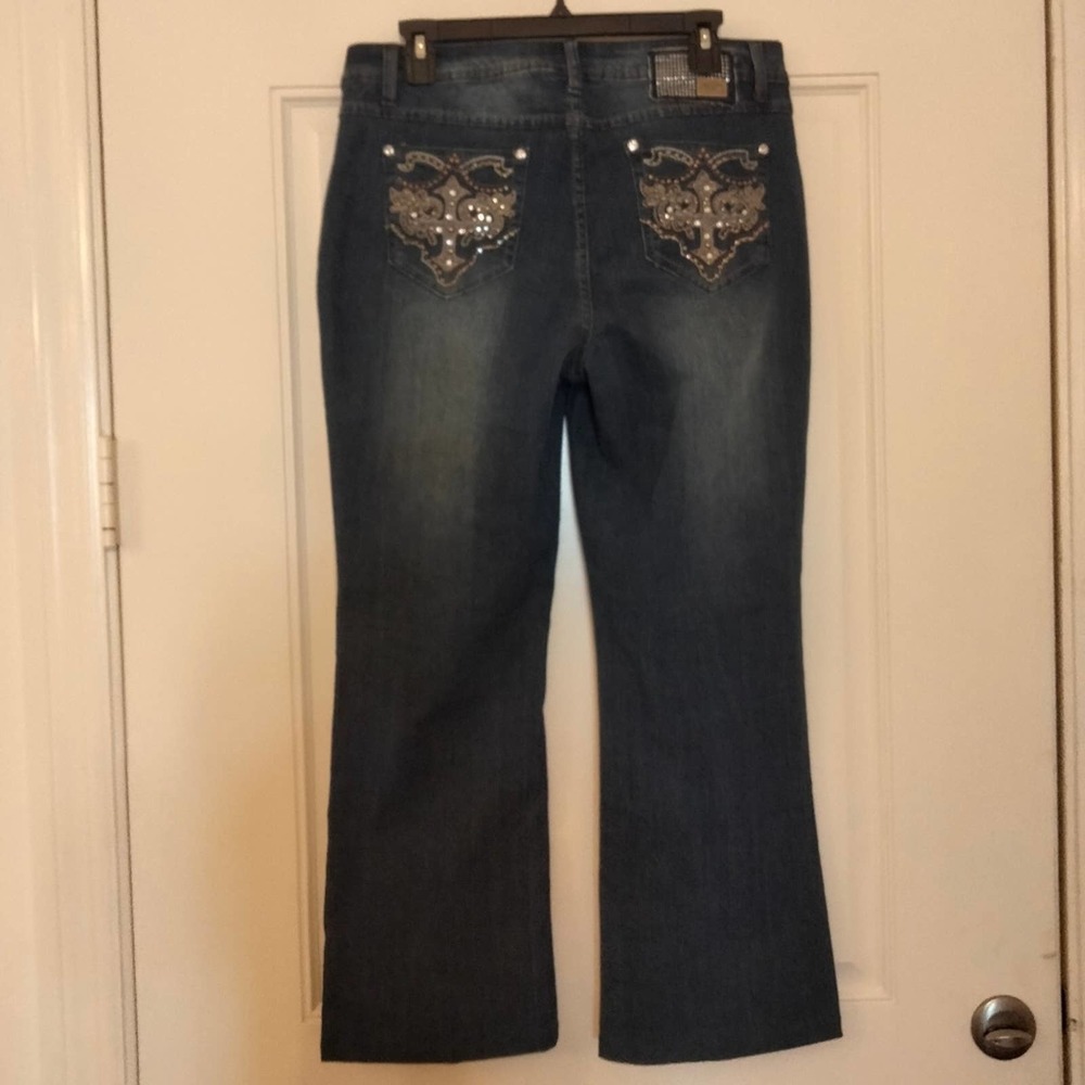 One One  embroidered- jewel jeans 12